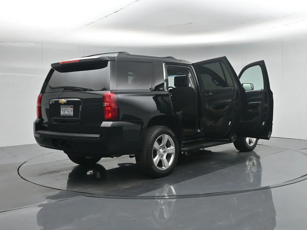 Used 2016 Black Chevrolet LS image 31
