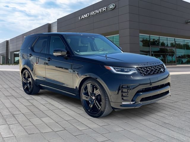 Certified Used 2025 Black Land Rover Dynamic SE image 7