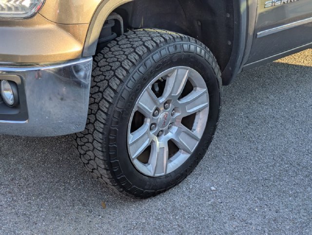 Used 2015 Brown GMC SLT image 5