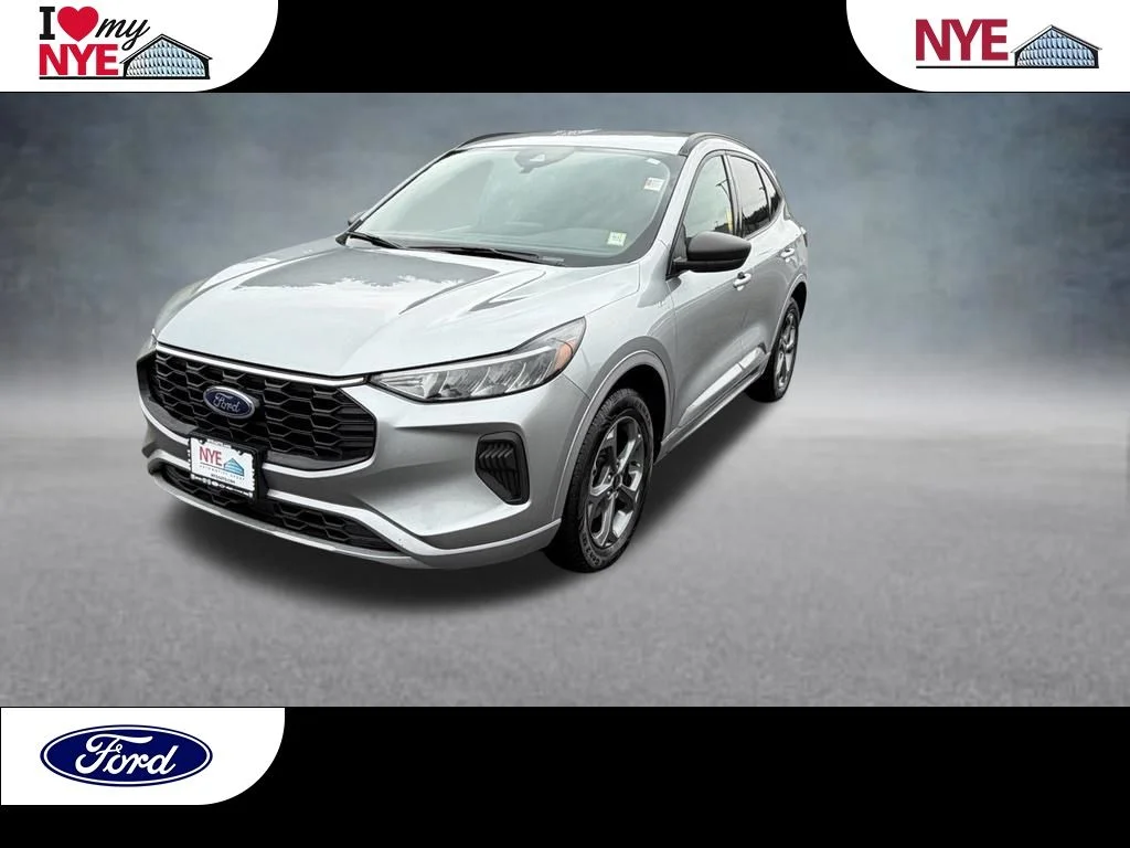 Used 2024 Silver Ford ST-Line image 1