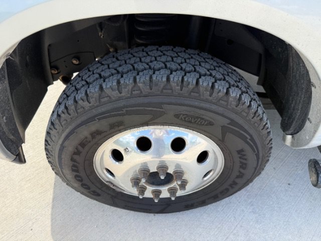 Used 2014 Bright White Clearcoat Ram Laramie image 9
