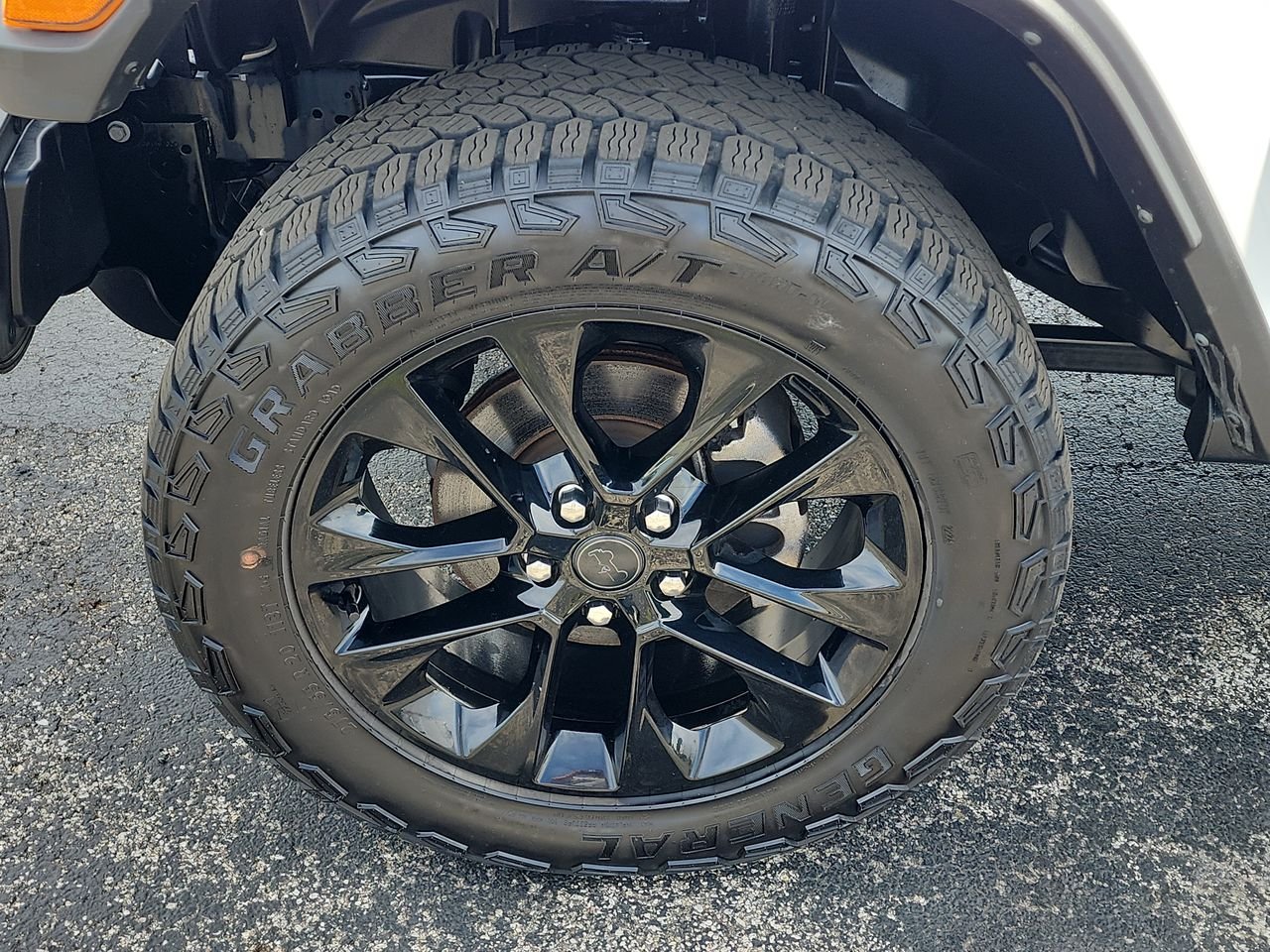 Used 2024 Bright White Clearcoat Jeep Nighthawk image 10