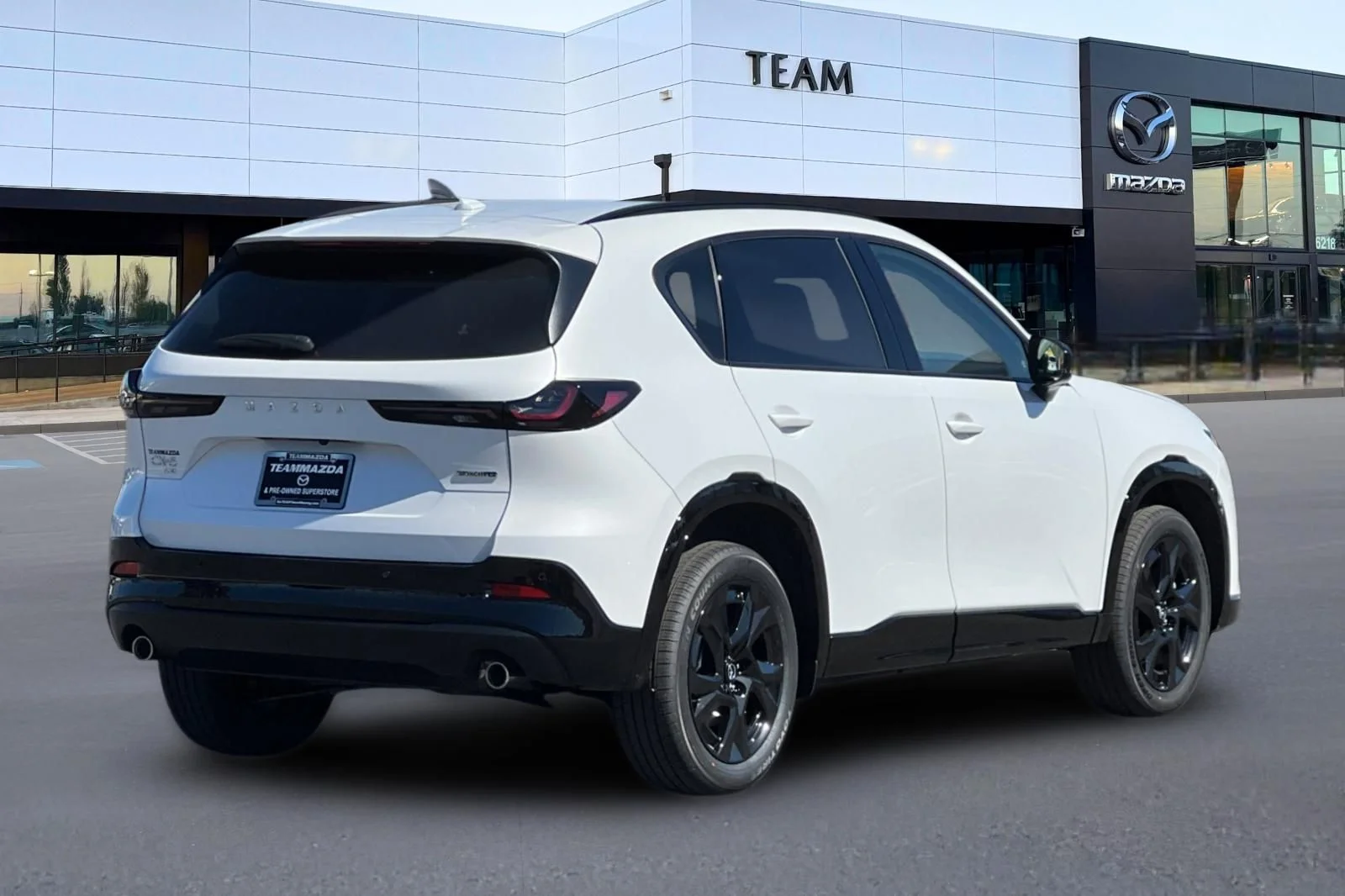 New 2026 Rhodium White Metallic Mazda 2.5 S Premium Plus AWD image 4
