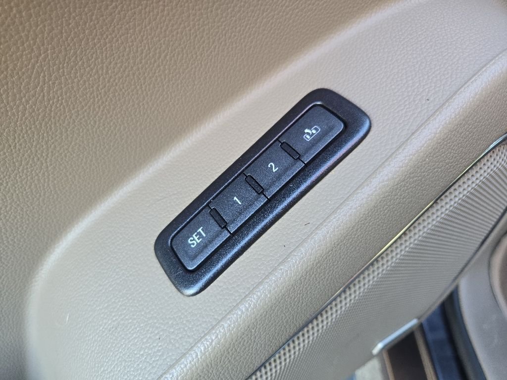 Used 2018 Gray Chevrolet Premier image 32