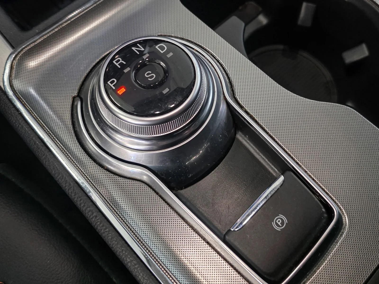 2023 Ford Edge SEL - Photo 29