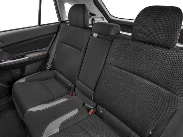 Used 2016 Ice Silver Metallic Subaru Premium image 17