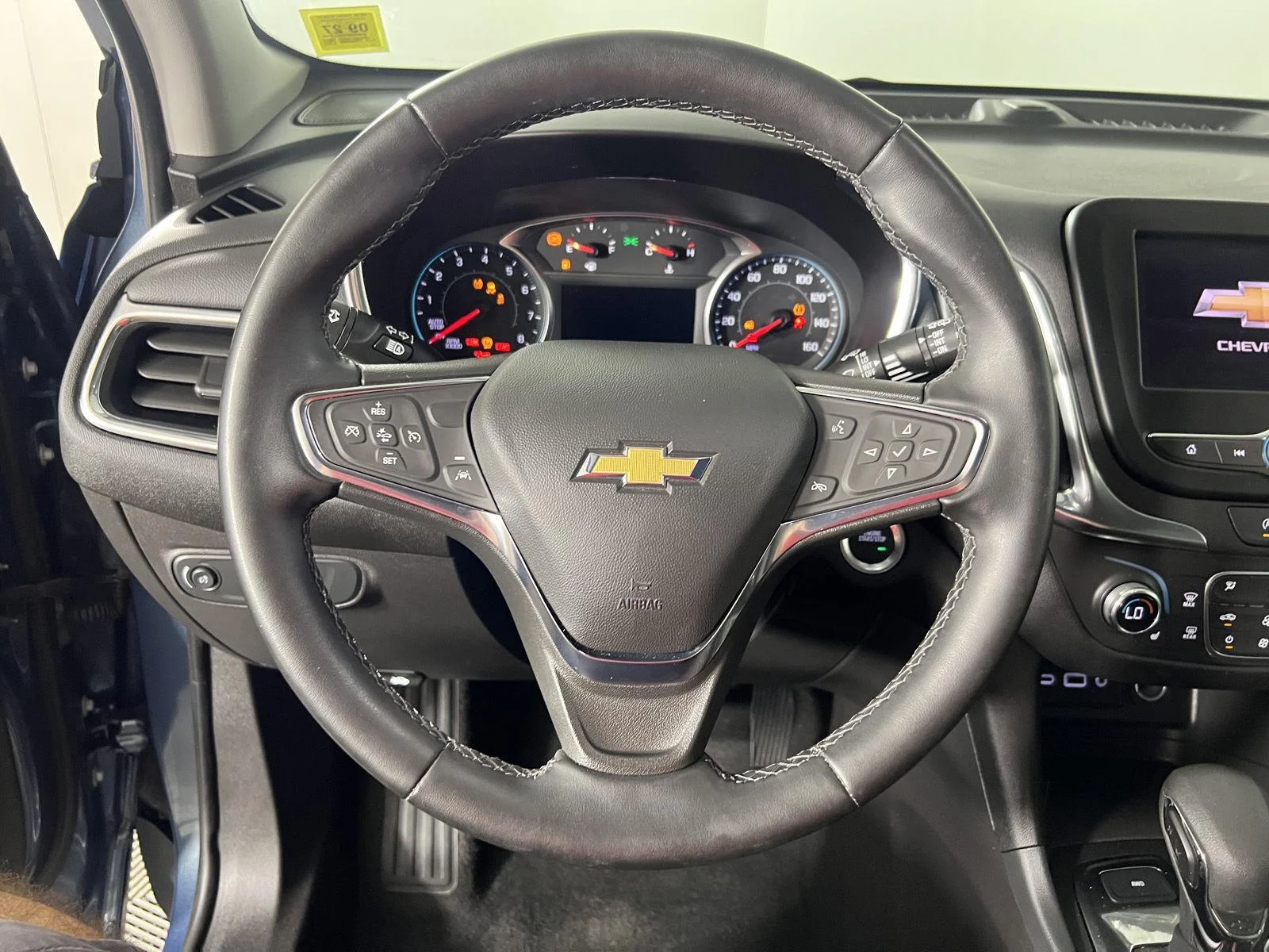 Used 2024 Lakeshore Blue Metallic Chevrolet LT image 19