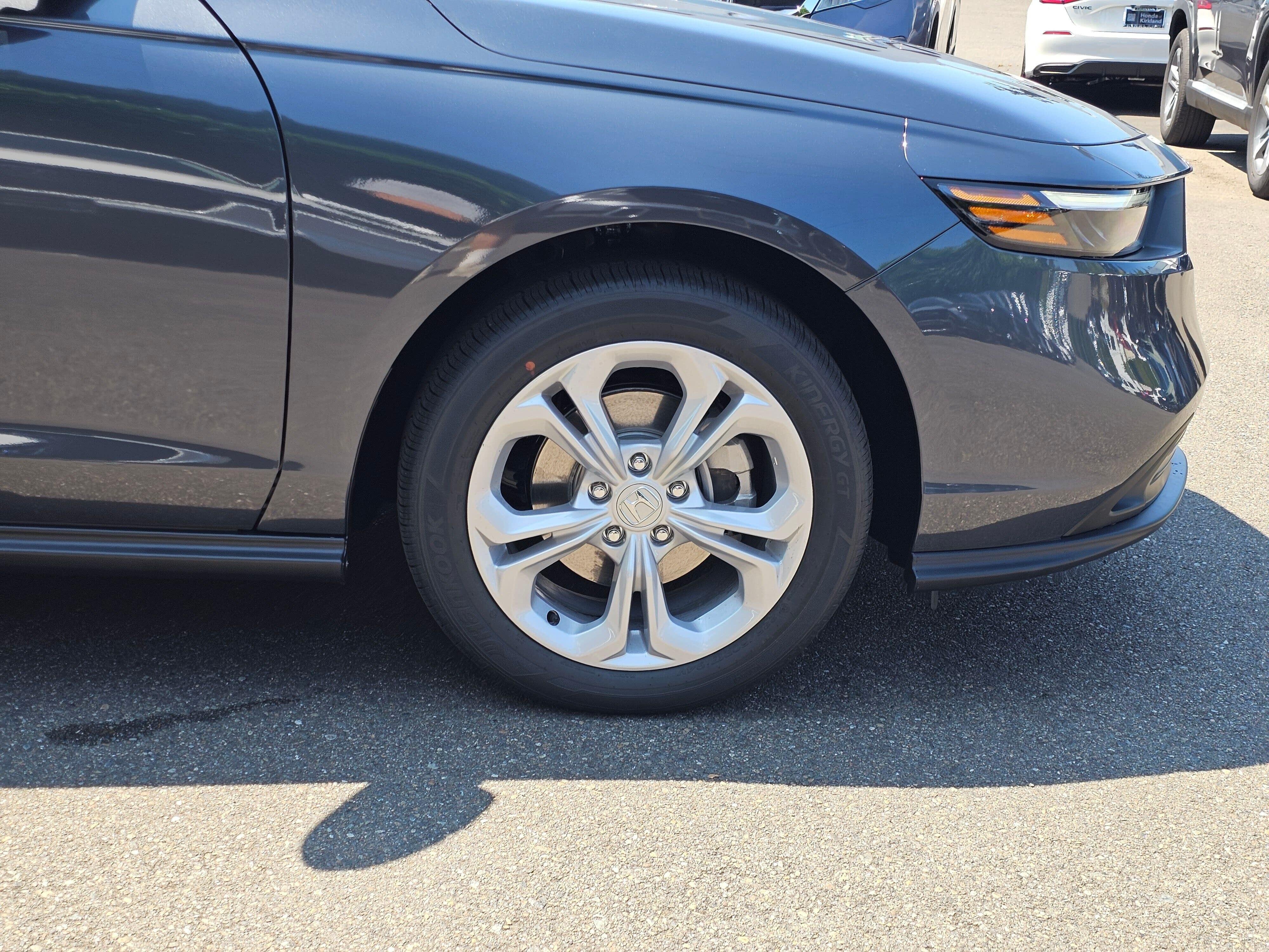 New 2026 Meteorite Gray Metallic Honda LX image 9