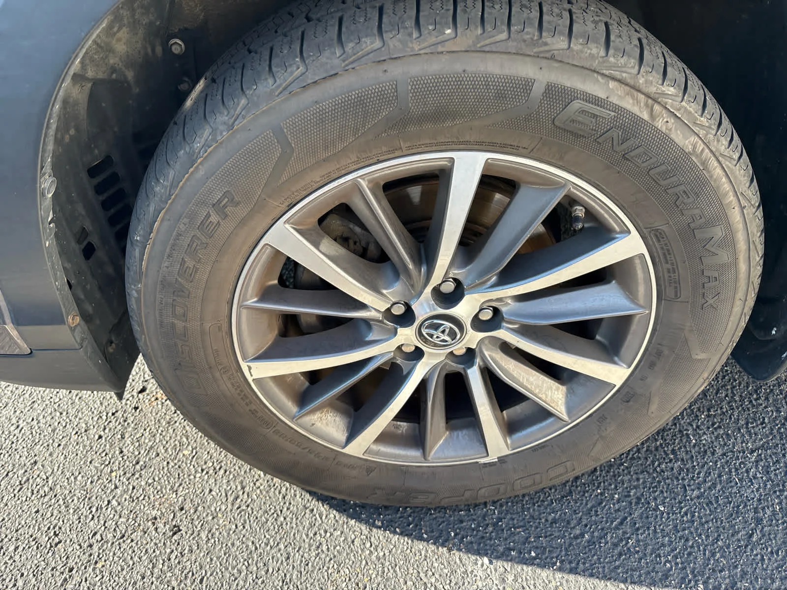 Used 2018 Predawn Gray Mica Toyota SE image 13
