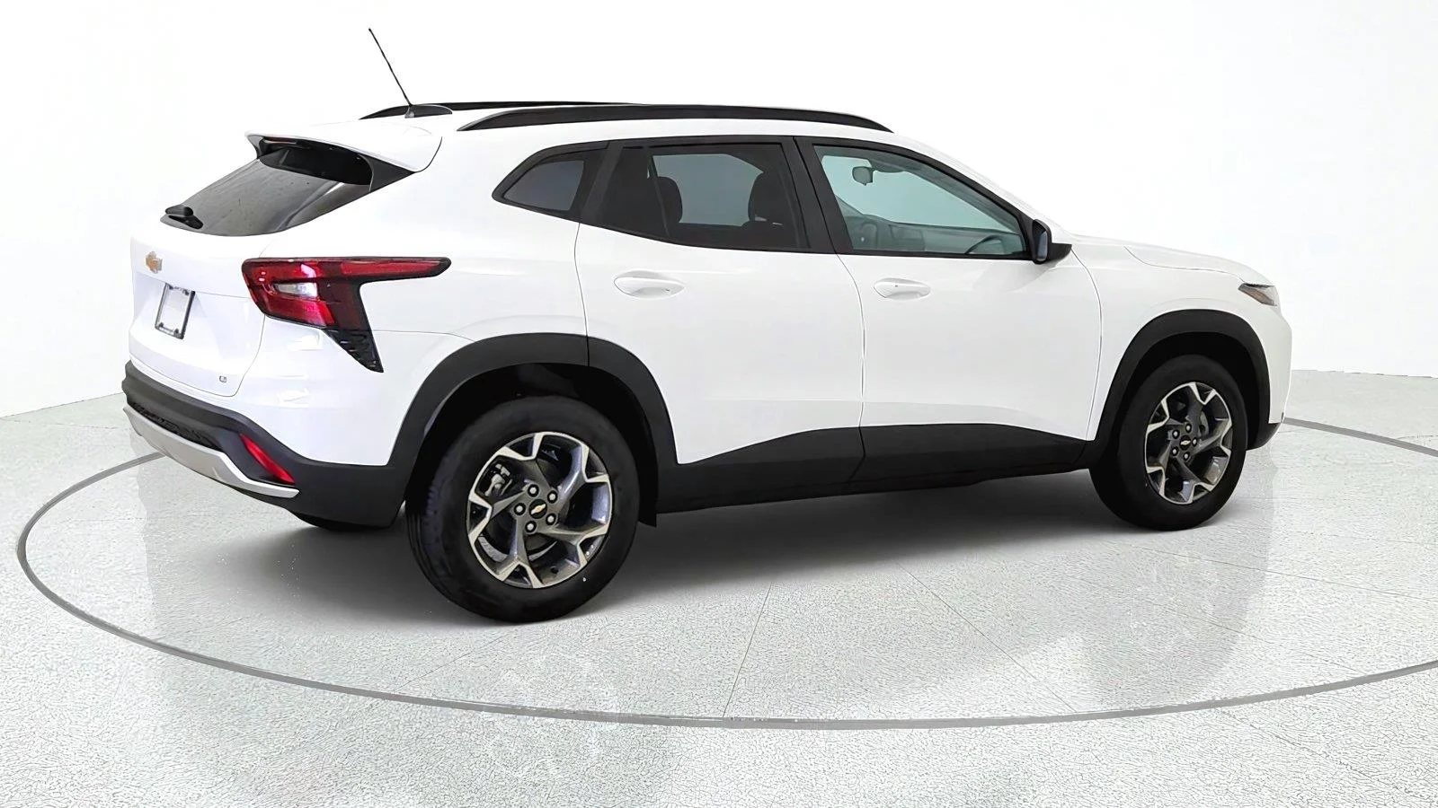 2026 Chevrolet Trax LT - Photo 9