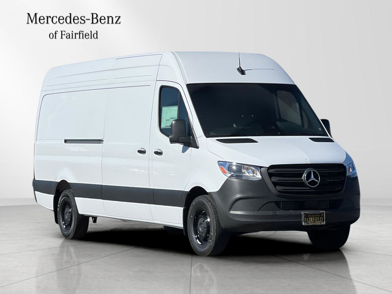 New 2026 Arctic White Mercedes-Benz Cargo 170 WB image 8