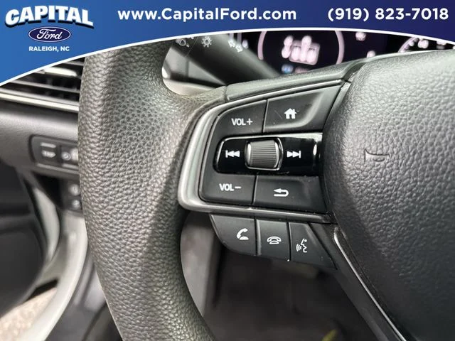 Used 2021 White Honda LX image 22