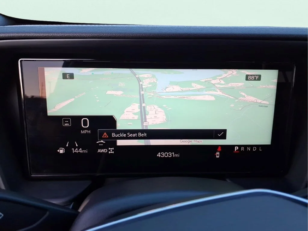 Used 2025 Blue GMC Elevation image 22