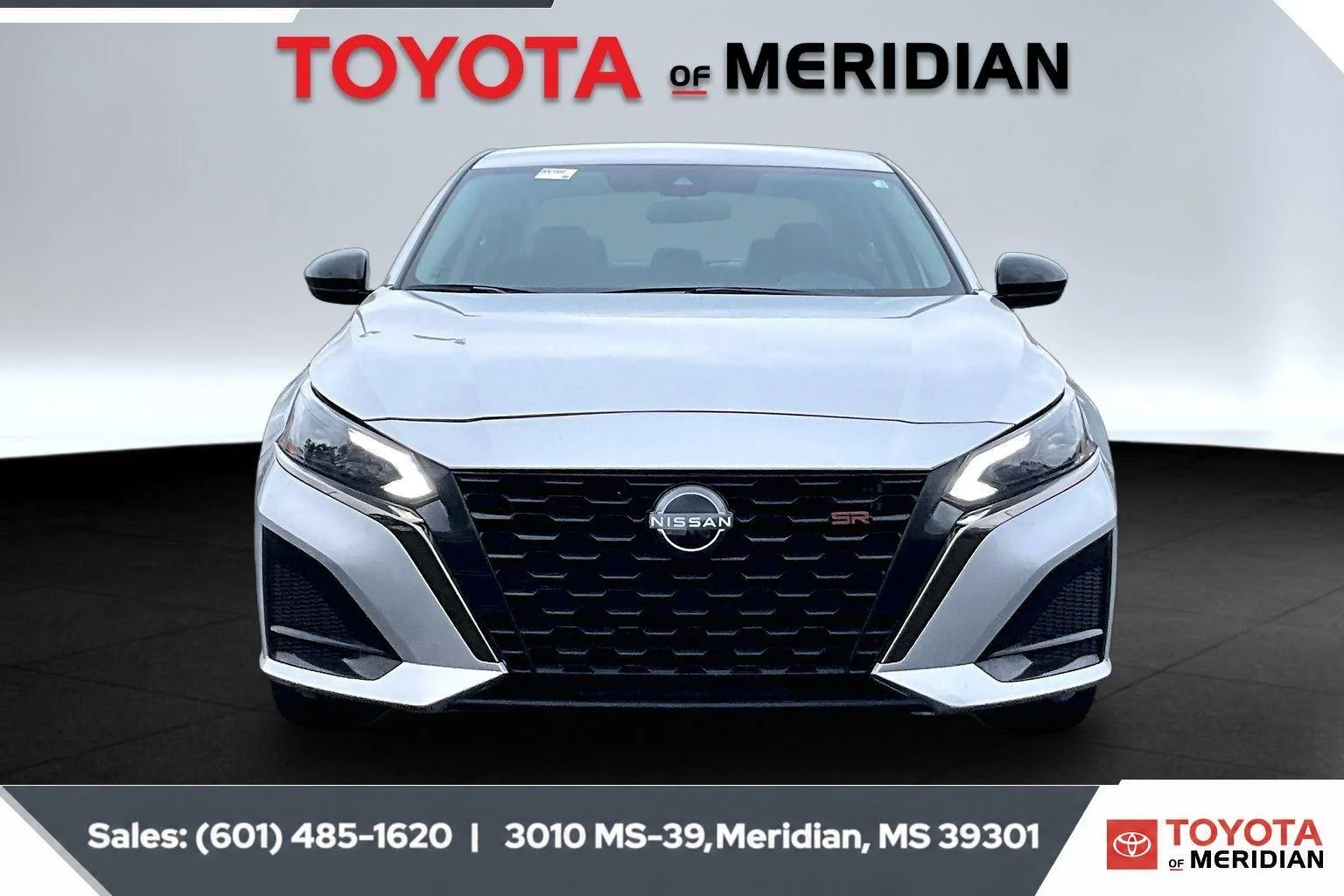 Used 2024 Brilliant Silver Metallic Nissan 2.5 SR image 3