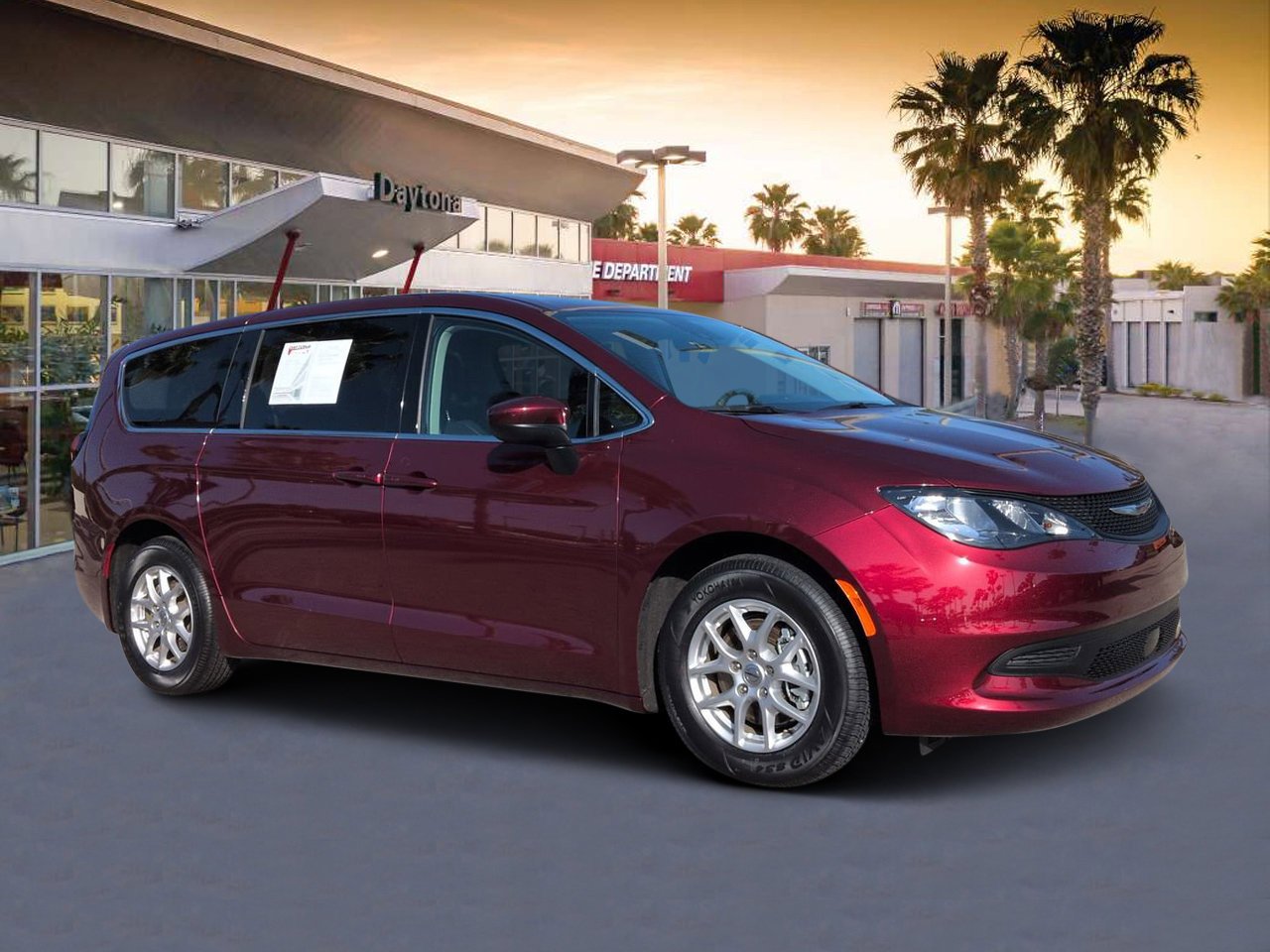 2023 Chrysler Voyager LX