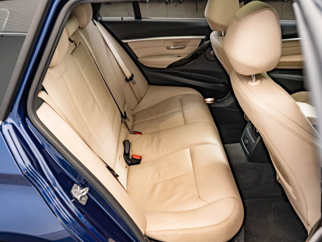 Used 2016 Mediterranean Blue Metallic BMW 328i xDrive image 47