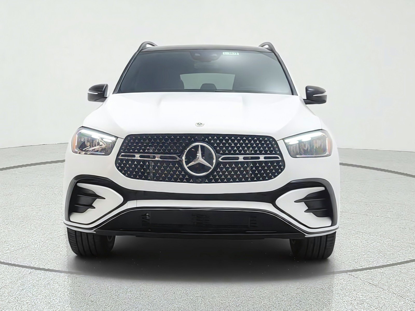 New 2026 MANUFAKTUR Moonlight White Magno Mercedes-Benz GLE 450 4MATIC® SUV image 2