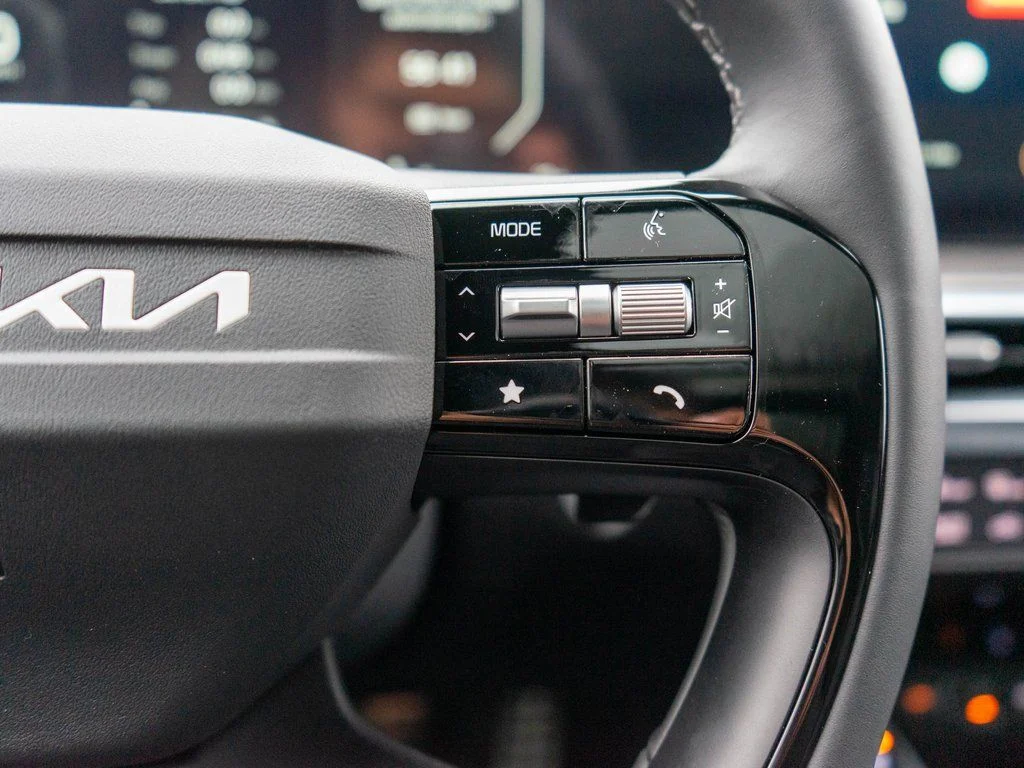 New 2026 Wolf Gray Kia X-Pro SX Prestige AWD image 21
