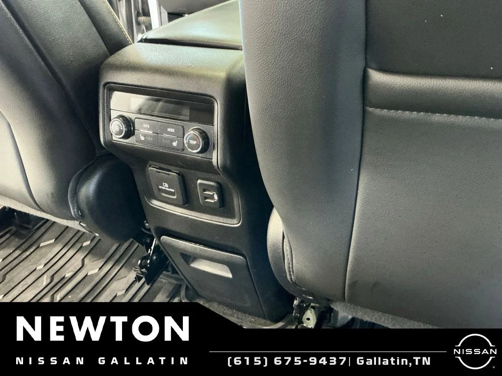 Used 2019 Quicksilver Metallic GMC Denali image 18