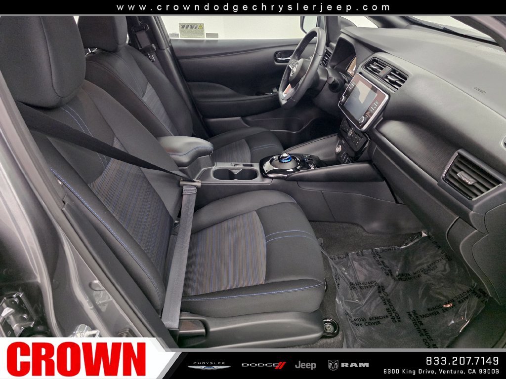Used 2025 Gray Nissan SV Plus image 10