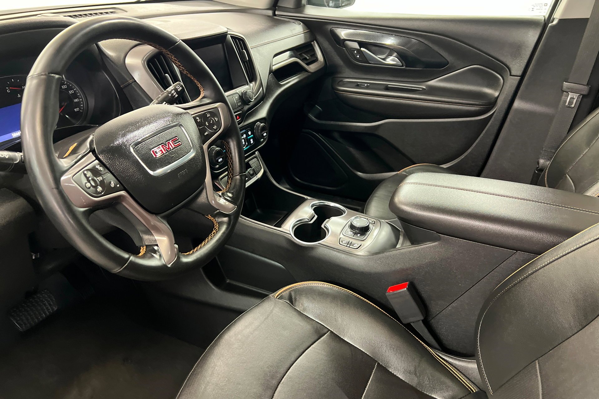 Used 2023 Sterling Metallic GMC AT4 image 16