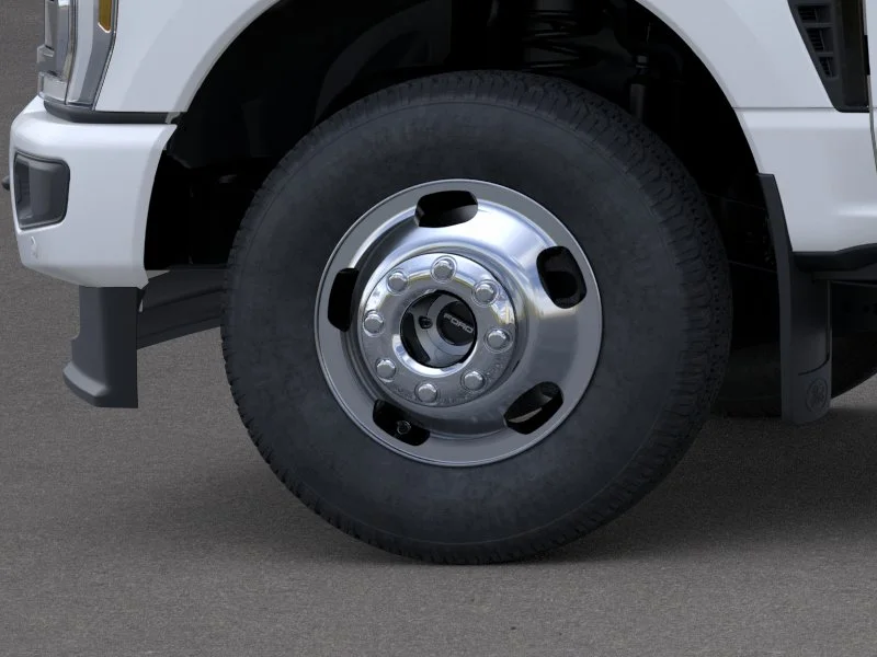 New 2026 Star White Metallic Tri-Coat Ford F-350® Platinum® image 19