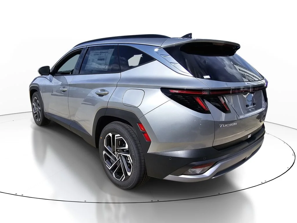 New 2026 Silver Hyundai SEL image 4