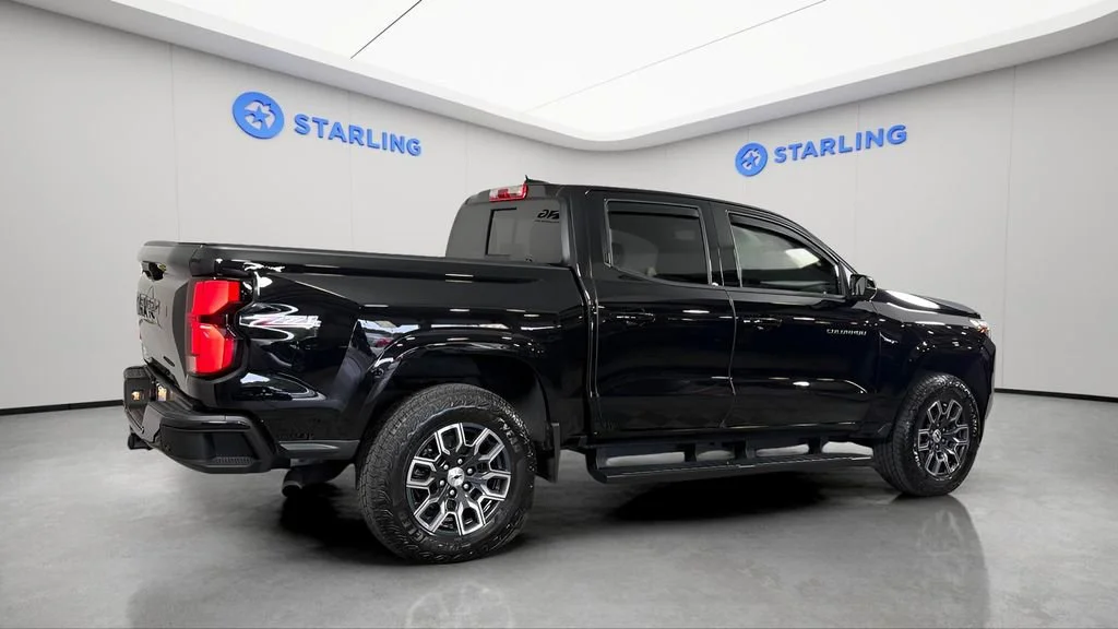 Used 2024 Black Chevrolet Z71 image 11