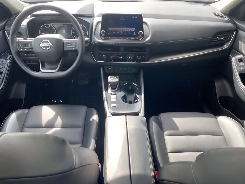 Used 2026 White Nissan SV image 15