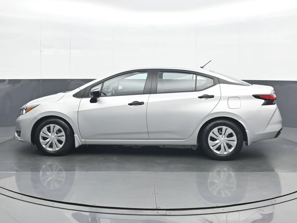 Used 2024 Silver Nissan 1.6 S image 3