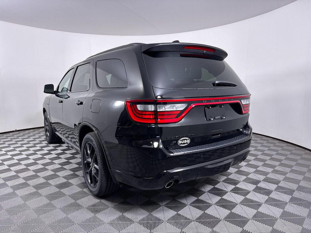 New 2026 Diamond Black Clear-Coat Exterior Paint Dodge GT Plus HEMI V8 image 21