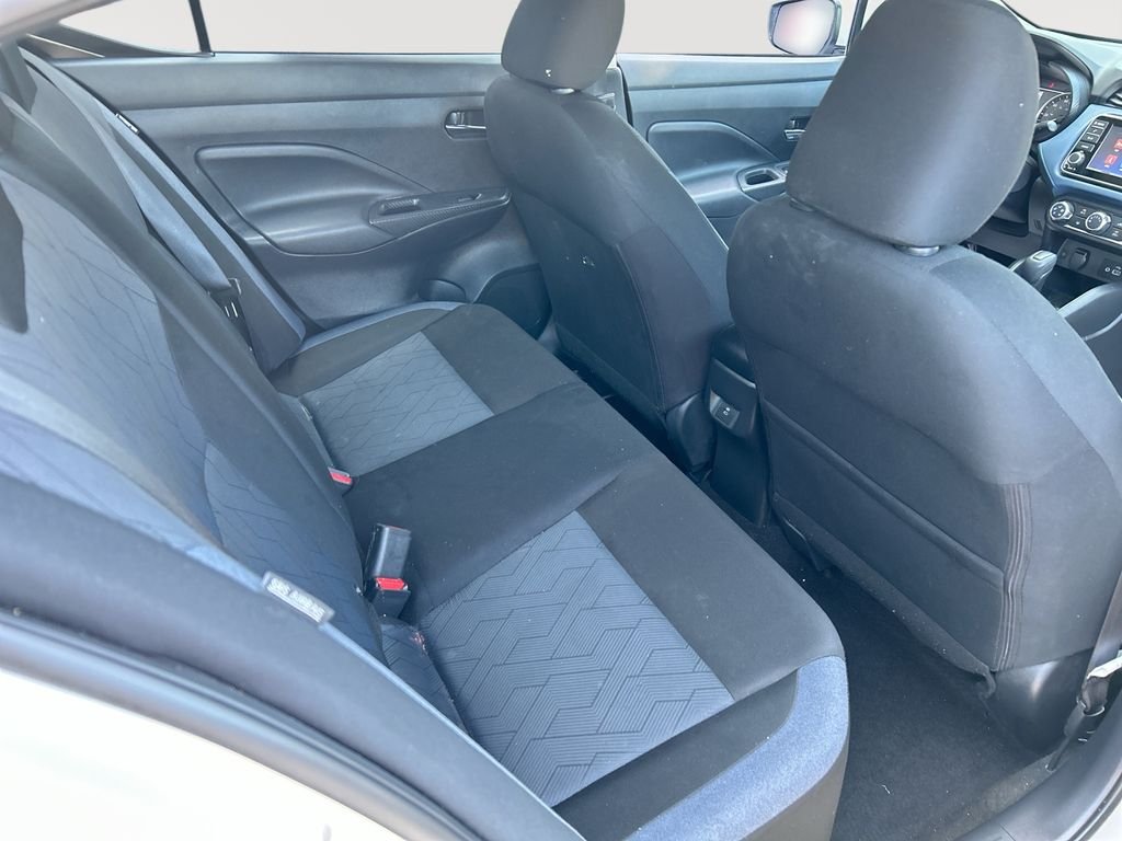 Used 2025 Silver Nissan 1.6 SV image 26