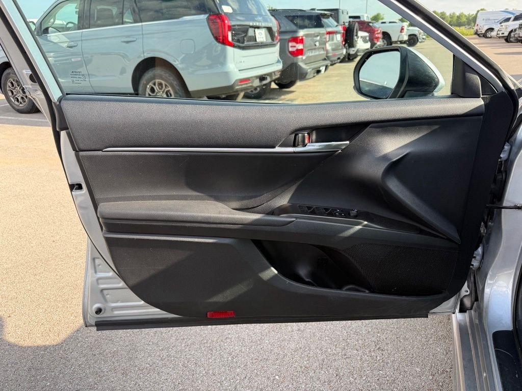 Used 2022 Silver Toyota SE image 6