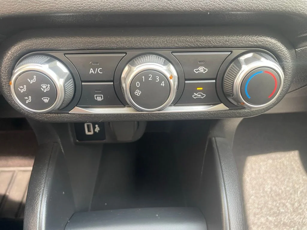 Used 2023 Gun Metallic Nissan 1.6 S image 17