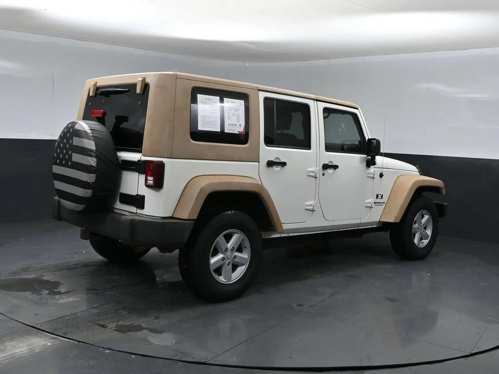 Used 2008 Jeep Wrangler Unlimited X with VIN 1J4GA39148L561329 for sale in McPherson, KS
