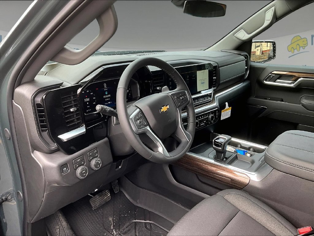 2026 Chevrolet Silverado 1500 LT - Photo 9