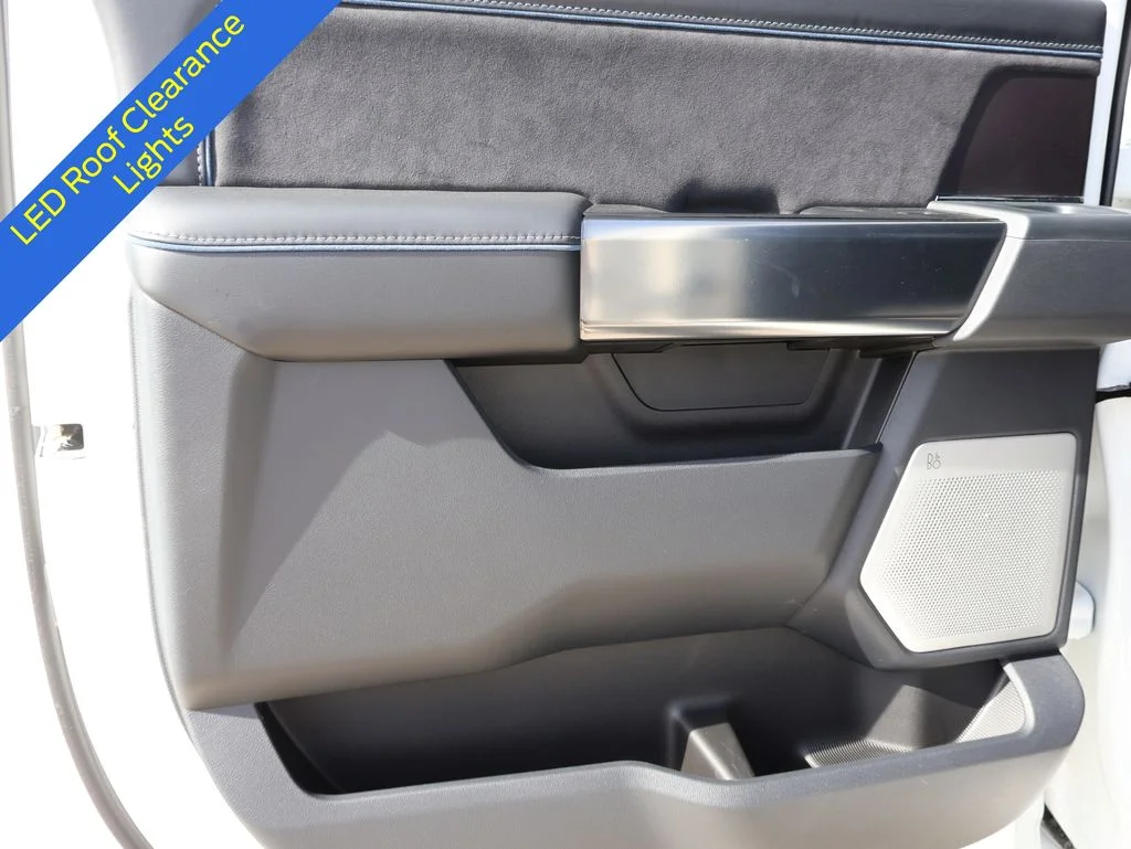 New 2026 Star White Metallic Tri-Coat Ford F-350® Platinum® image 17