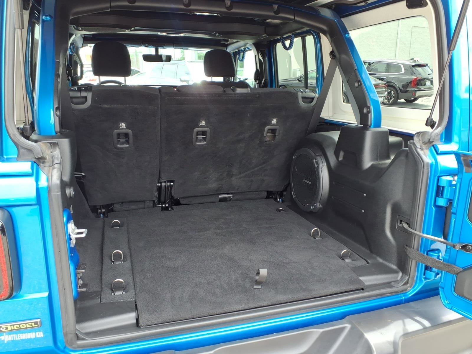 Used 2023 Hydro Blue Pearlcoat Jeep Rubicon image 23