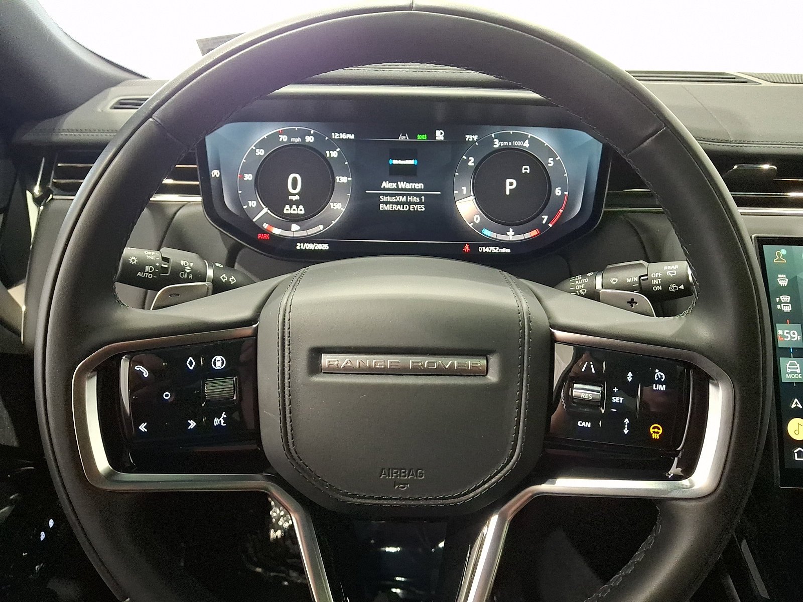 Certified Used 2025 Fuji White Land Rover  image 20