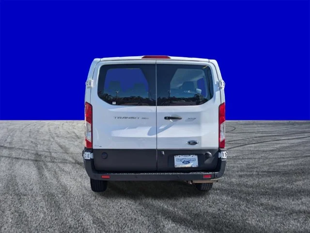 Certified Used 2024 Oxford White Ford XLT image 5