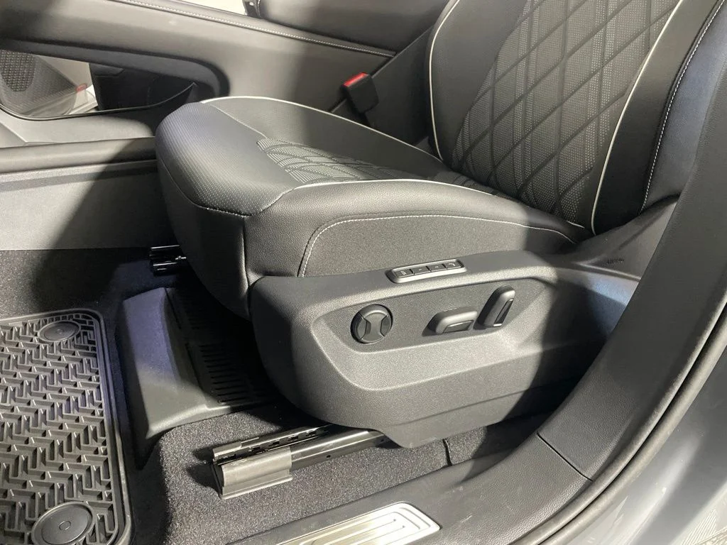 New 2026 Gray Volkswagen 2.0T SEL Premium R-Line image 11