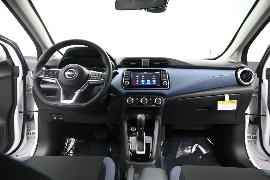 Used 2025 White Nissan 1.6 SV image 32