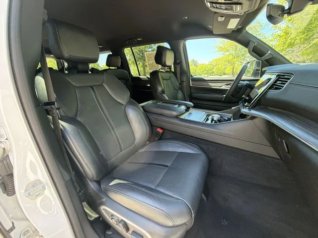 Used 2024 White Jeep Series III image 27