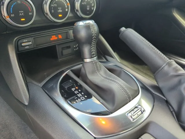 Used 2021 Black Mazda Grand Touring image 30