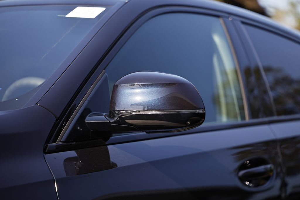 New 2027 Carbon Black Metallic BMW xDrive40i image 10