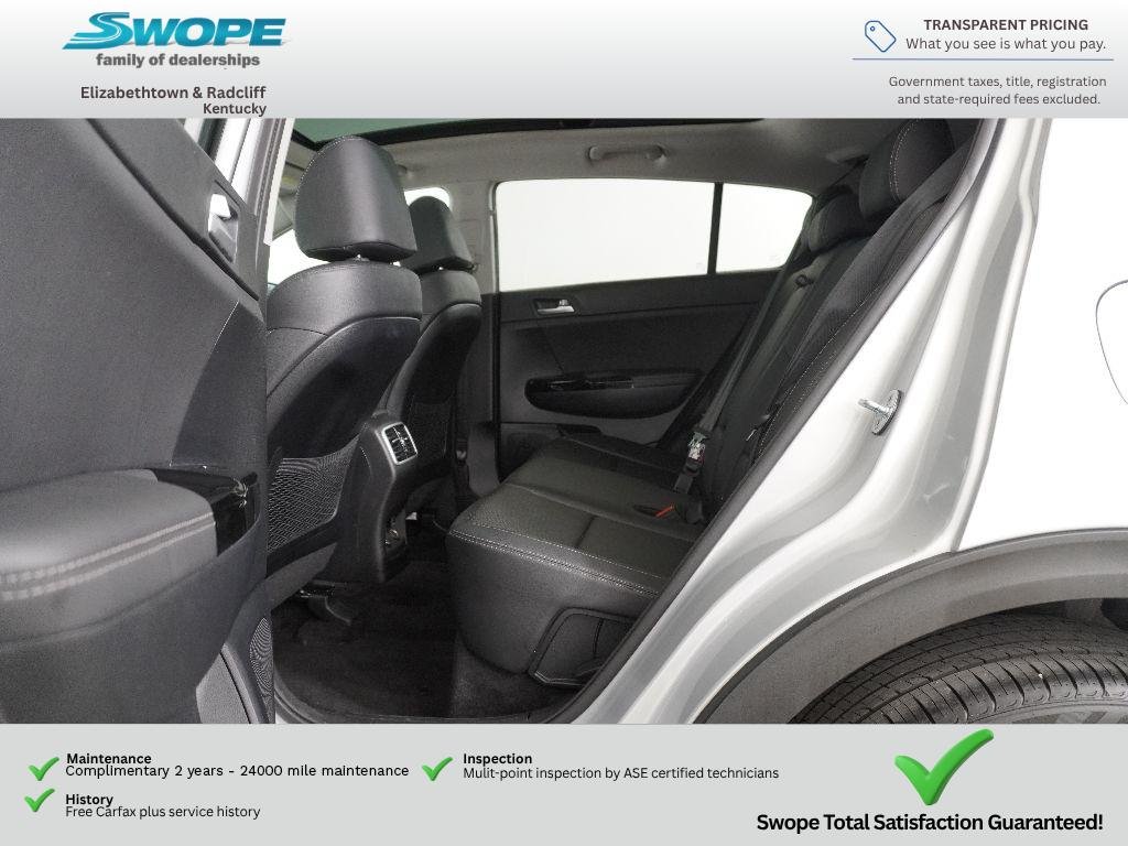 2022 Kia Sportage EX - Photo 11