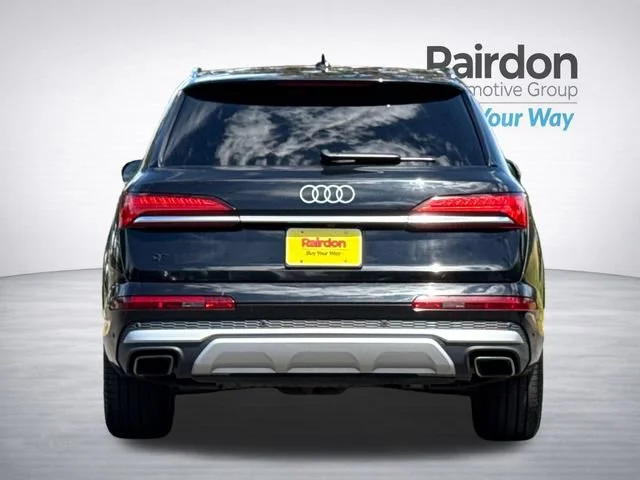 Used 2025 Mythos Black Metallic Audi 55 Premium Plus image 6