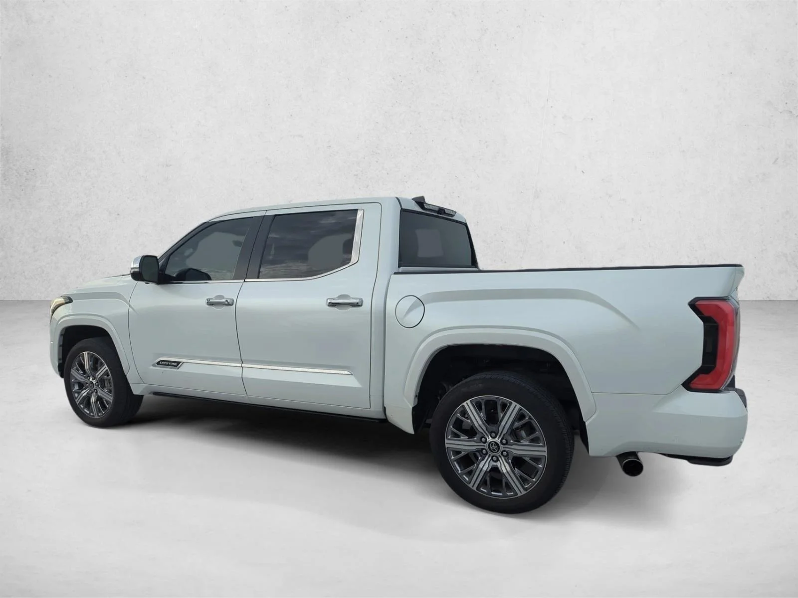 Used 2024 Wind Chill Pearl Toyota Capstone Hybrid image 6
