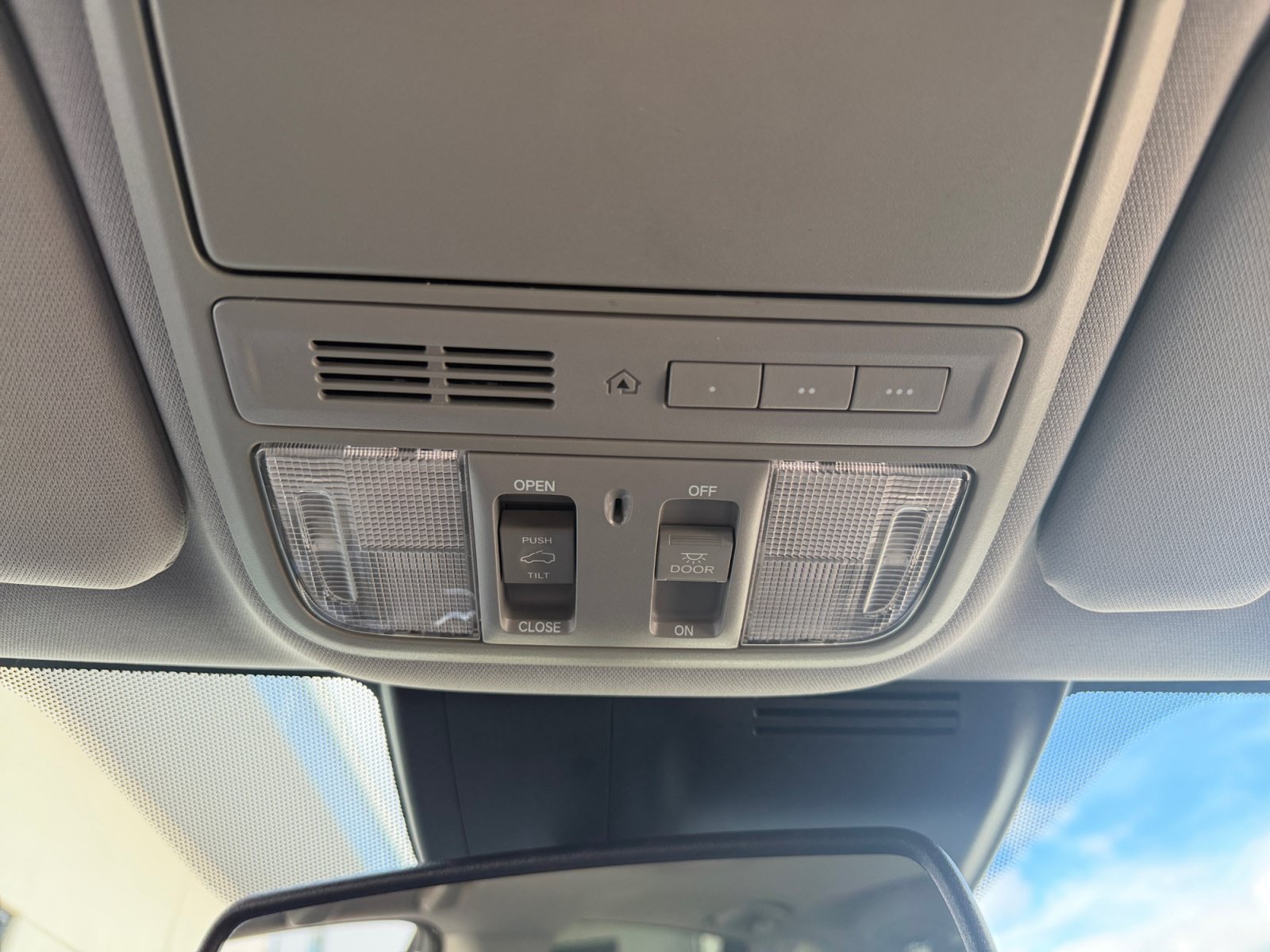 2017 Honda CR-V Touring - Photo 27
