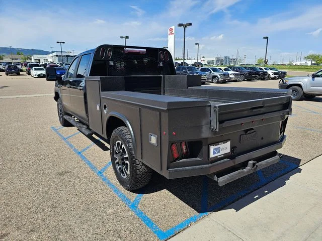 Used 2020 Onyx Black GMC Base image 8
